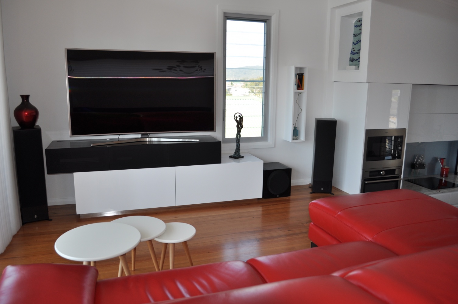 CDCM Kitchens + Bathrooms Kitchens, Bathrooms and Cabinetry featuring high quality design and workmanship