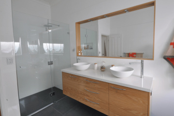 Bathrooms - CDCM Kitchens + Bathrooms